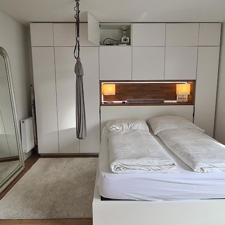 Privatzimmer An Der Messe Hanóver Habitación foto